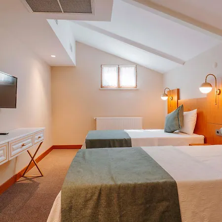 Hotel Ts Park 3*