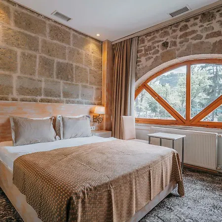 فندق تي إس بارك 3*