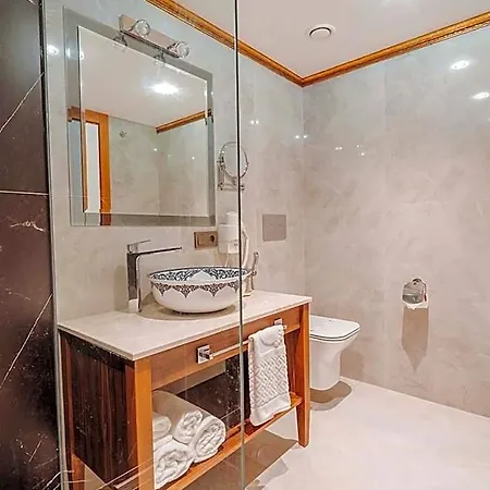 تي إس بارك فندق 3*